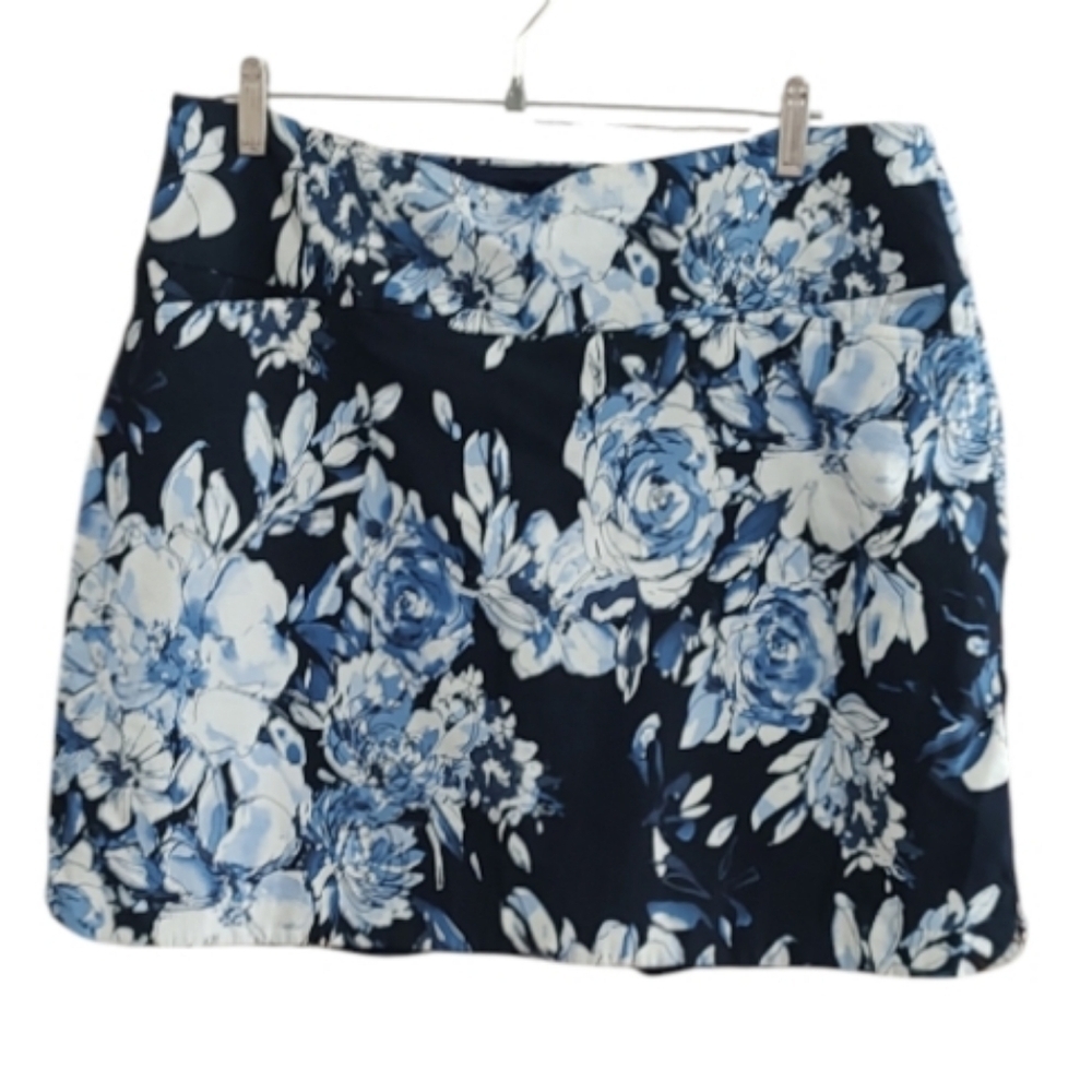 S.C. & Co. Navy Blue Floral Skort Size XXL